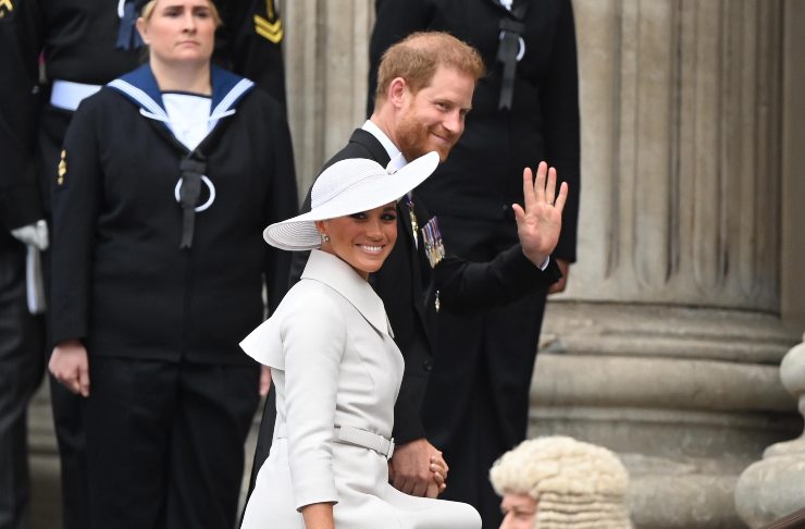 Harry e Meghan ritrattano le accuse alla corona