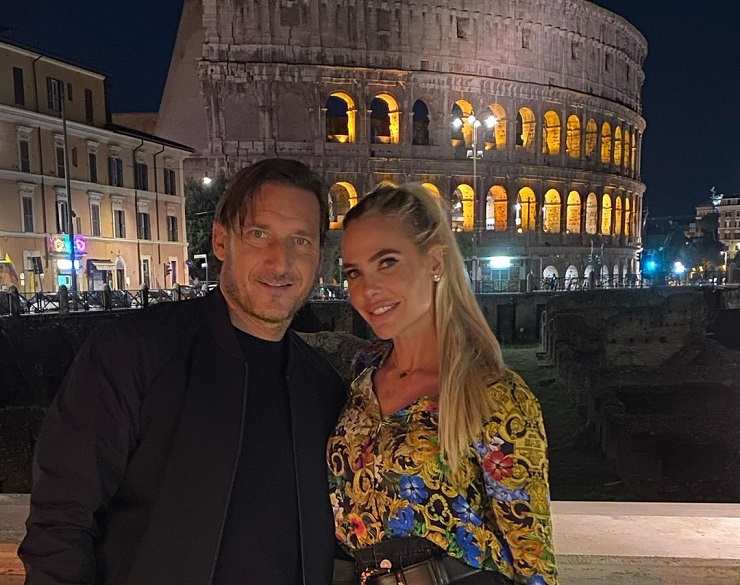 Ilary Blasi: tocca a lei parlare della fine della relazione con Francesco Totti