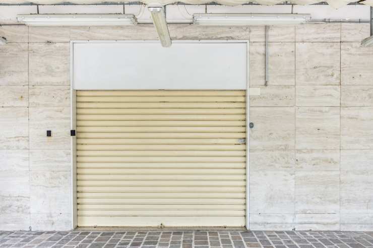 Libreria nel centro storico di Napoli chiude per sempre