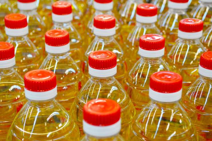 tappo bottiglia plastica olio